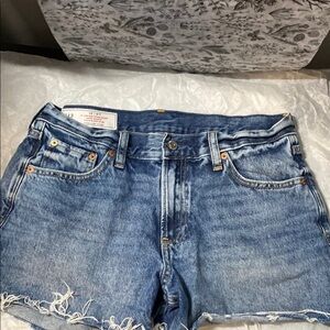 💚 GAP Light Blue Denim Shorts - low rise stride short 28 /6